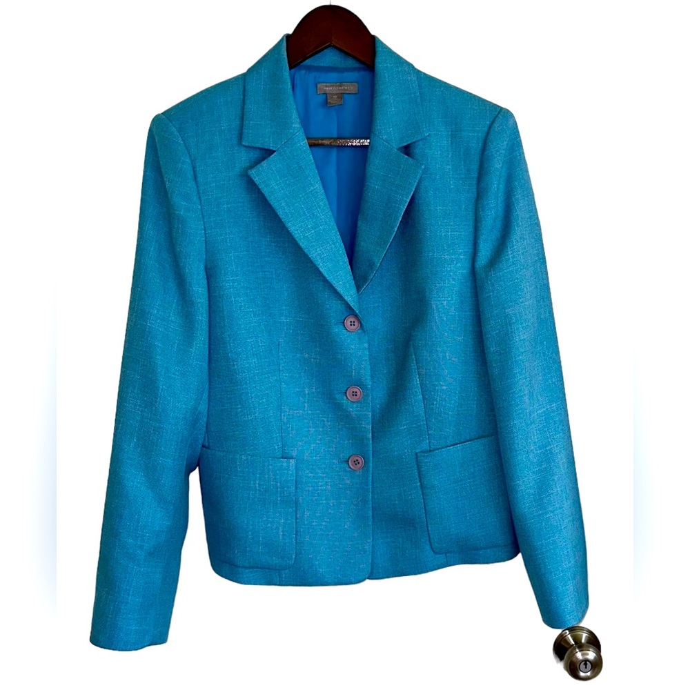 Investments, sky, blue single, breasted blazer, women’s size 10